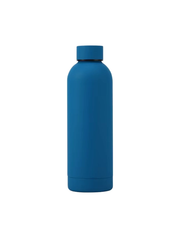 Matte stainless steel water bottle 750ml in blue, reusable eco-friendly design.